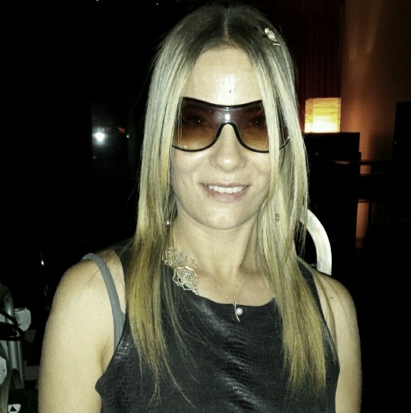 Meet your Posher, Nicky hoffmann - Picture 1 of 1